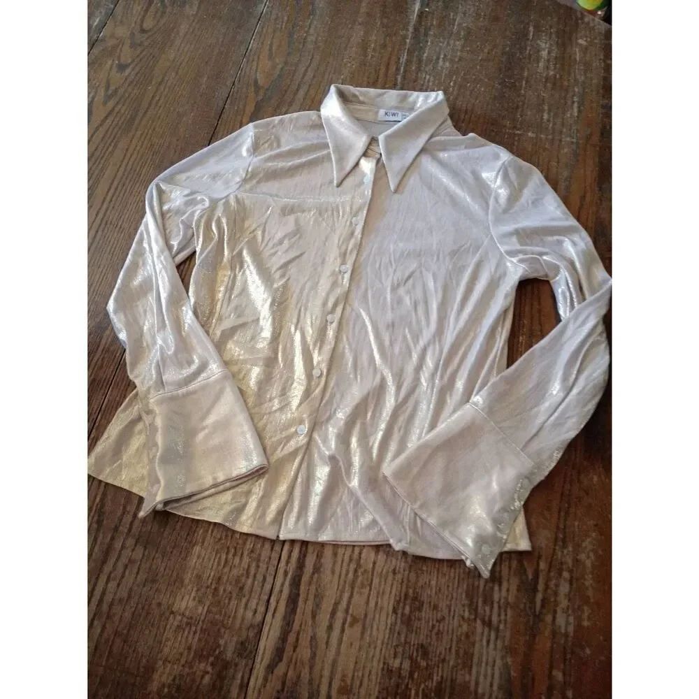 Large KiwiโGold Button Front Long Sleeve Shirt Top Blouse Collar Metallic Bling